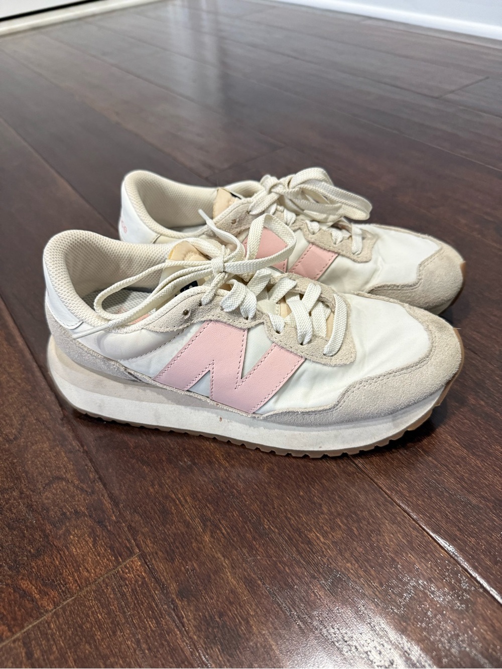 New Balance Women's Cream and Pink Retro Runner Sneakers